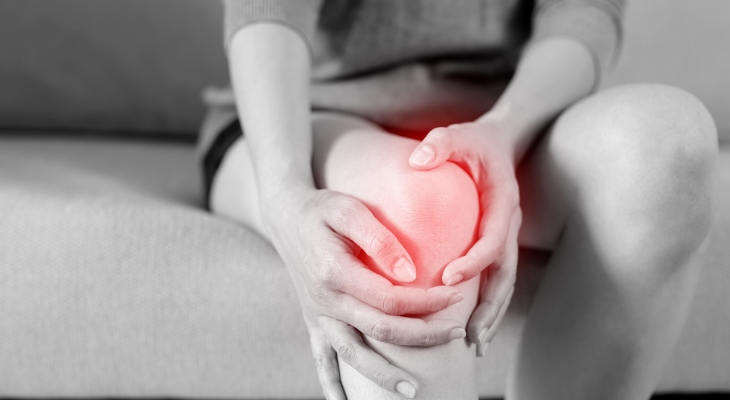 Why Batsmen Face Knee Pain: Expert Insights from Dr Praveen Reddy P